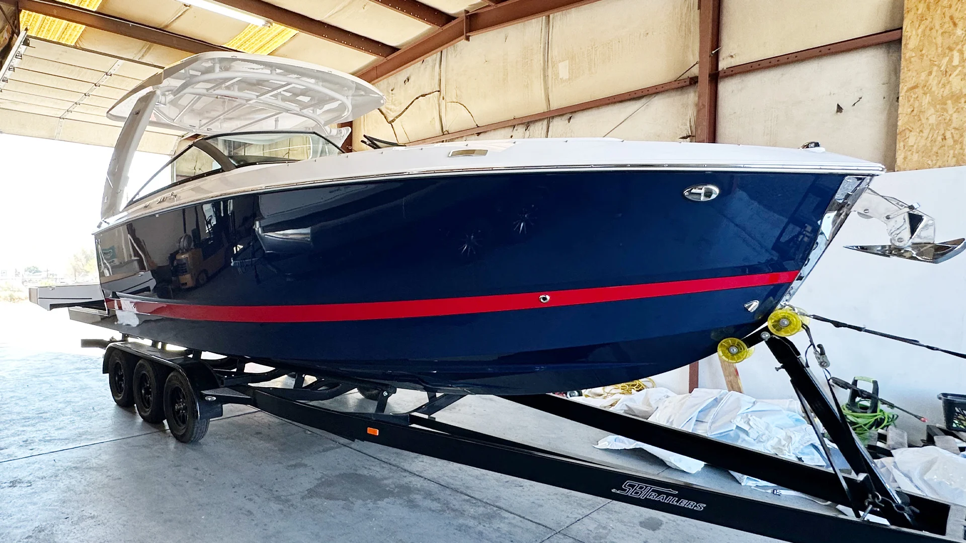 2025 Four Winns H9 Sterndrive